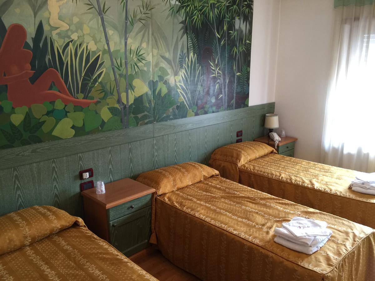 Hotel Ristorante Il Pirata San Vito di Leguzzano ภายนอก รูปภาพ