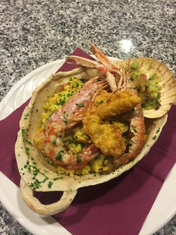 Hotel Ristorante Il Pirata San Vito di Leguzzano ภายนอก รูปภาพ